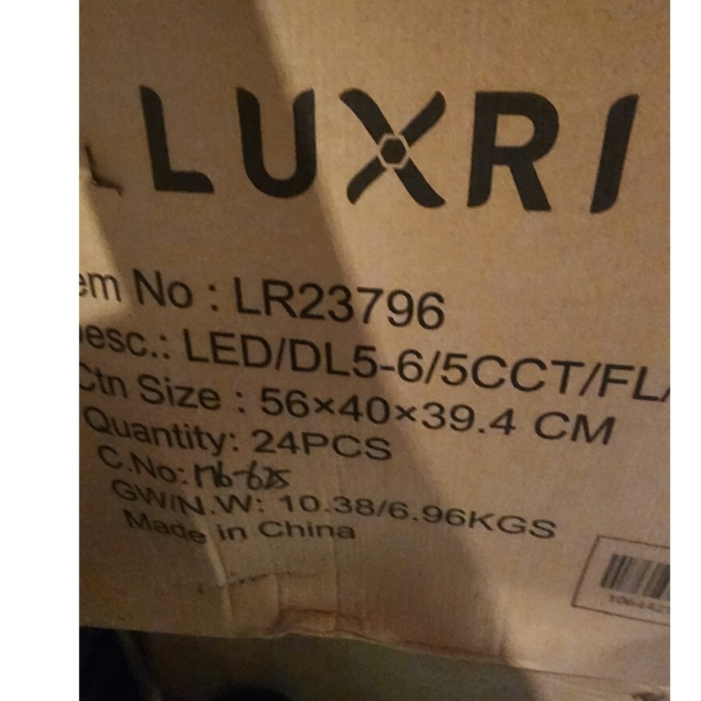 Luxrite LR23796 Downlight Round 5-6" 14W RETROFIT Smooth Trim, OK WET AREA - Picture 6 of 12